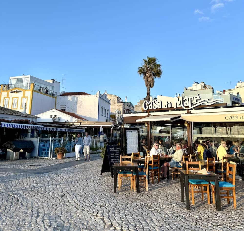 Alvor restaurants near the harbour