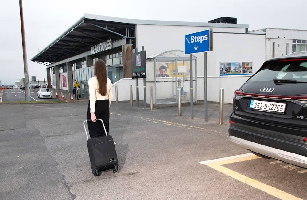 Close airport Parking in Ireland West Knock airport