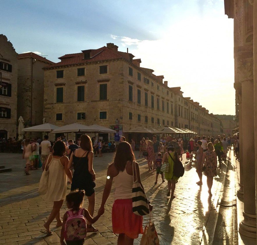 An evening in Dubrovnik's old town.