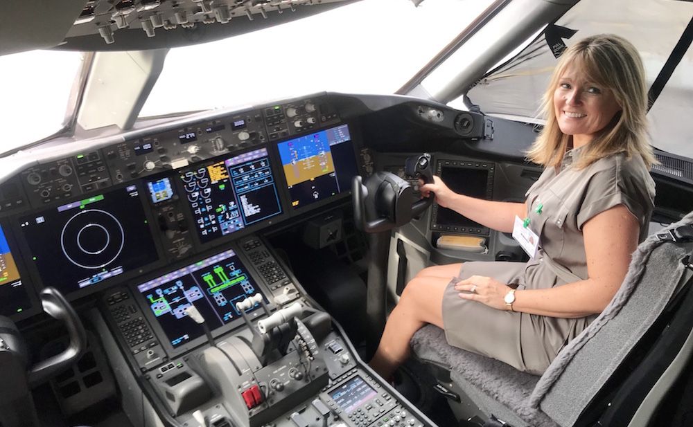 book your flights and hotels with the travel expert