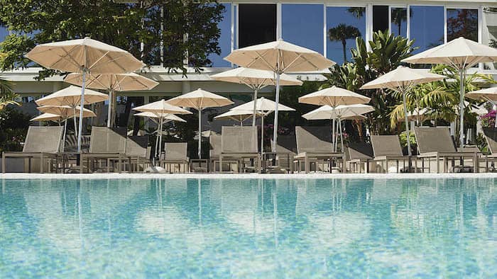 pool at Vulcano Hotel